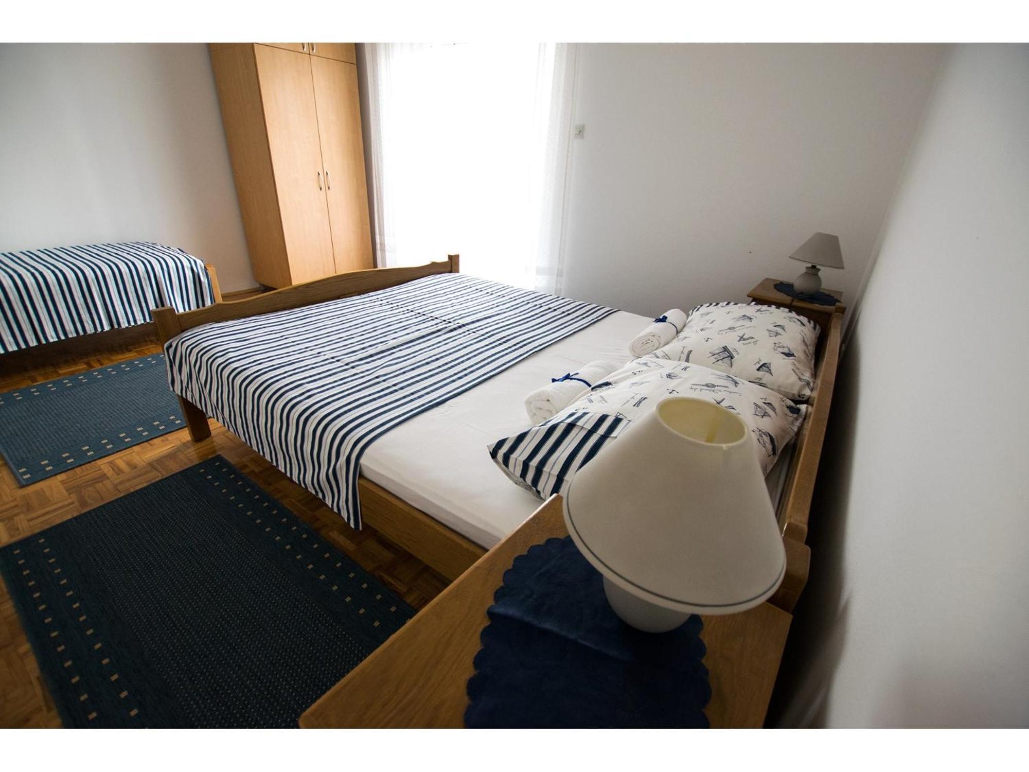 Apartments Troselj 스타리그라드 파클레니차 외부 사진
